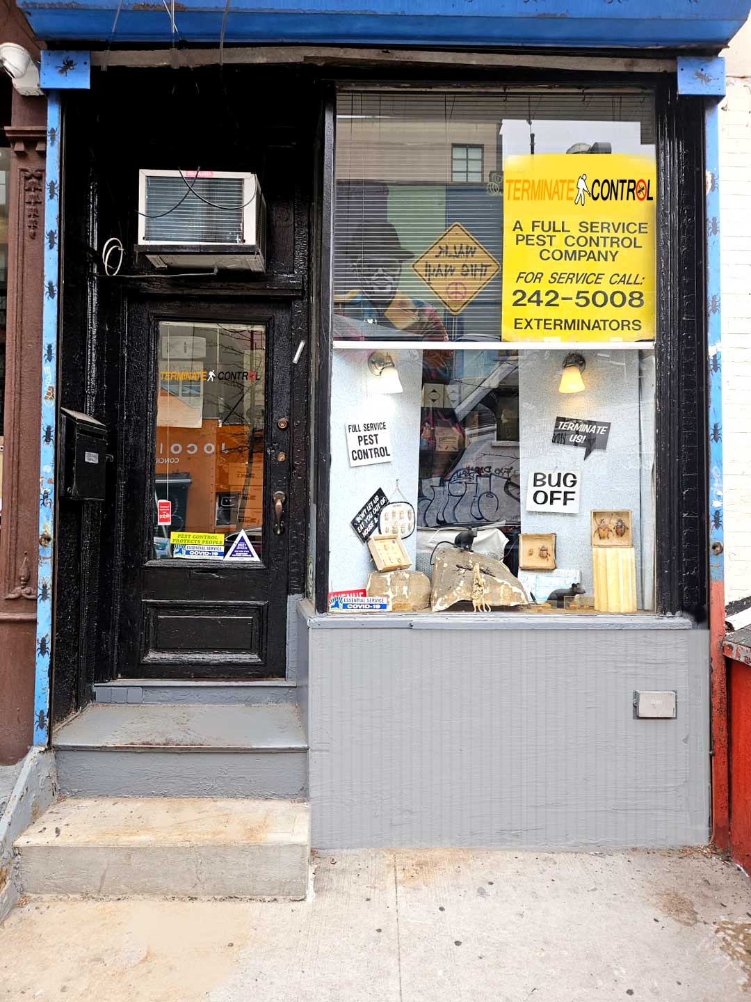 terminate control's storefront in the 2000s